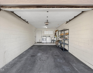 7220 E Mary Sharon Drive - Photo Thumbnail 35