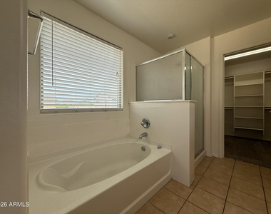 7258 W Palmaire Avenue - Photo Thumbnail 21