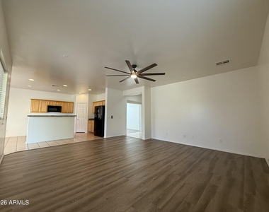 7258 W Palmaire Avenue - Photo Thumbnail 26