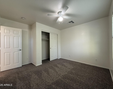 7258 W Palmaire Avenue - Photo Thumbnail 30