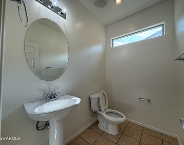 7258 W Palmaire Avenue - Photo Thumbnail 4