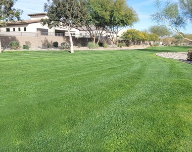 712 E Buist Avenue - Photo Thumbnail 67