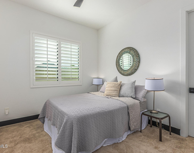 712 E Buist Avenue - Photo Thumbnail 28