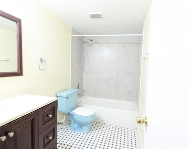 6606 Sw 41st Street - Photo Thumbnail 11