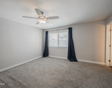 3715 E Sweetwater Avenue - Photo Thumbnail 12