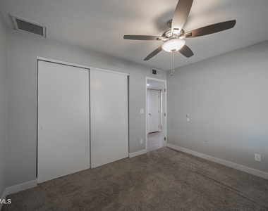 3715 E Sweetwater Avenue - Photo Thumbnail 20