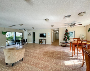 3109 Oakland Shores Drive - Photo Thumbnail 7