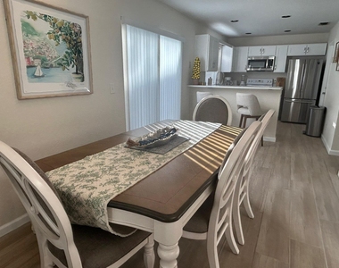 1136 Staghorn Street - Photo Thumbnail 3
