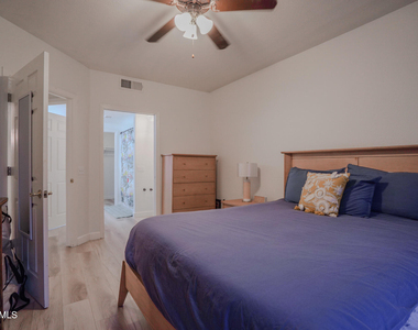 10410 N Cave Creek Road - Photo Thumbnail 10