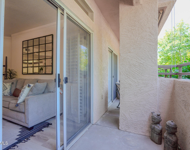 10410 N Cave Creek Road - Photo Thumbnail 15