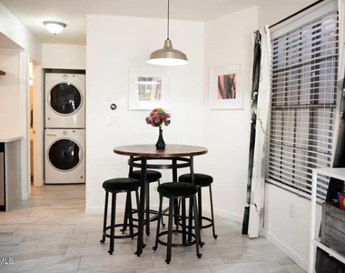 602 N May -- - Photo Thumbnail 4