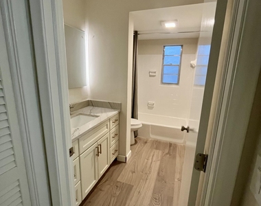 311 E Ocean Avenue - Photo Thumbnail 13