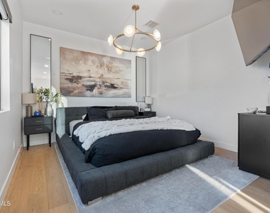 8614 E Highland Avenue - Photo Thumbnail 25
