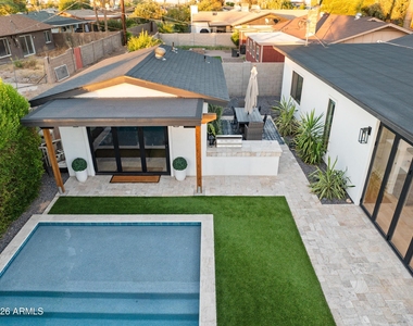 8614 E Highland Avenue - Photo Thumbnail 45