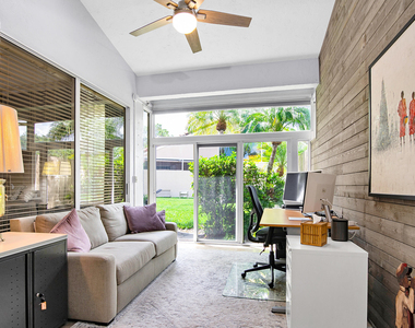 2102 Mahogany Place - Photo Thumbnail 22