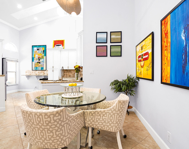 2102 Mahogany Place - Photo Thumbnail 11
