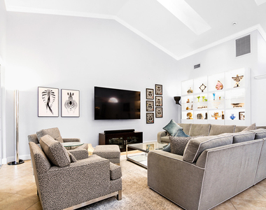 2102 Mahogany Place - Photo Thumbnail 6