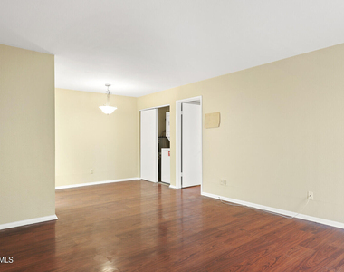 16635 N Cave Creek Road - Photo Thumbnail 3