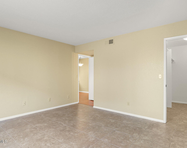 16635 N Cave Creek Road - Photo Thumbnail 9
