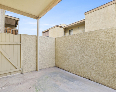 16635 N Cave Creek Road - Photo Thumbnail 14