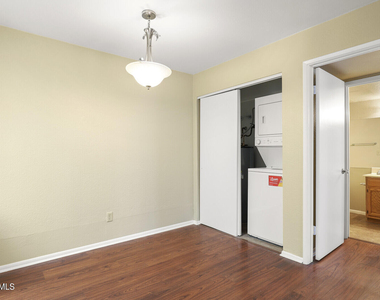 16635 N Cave Creek Road - Photo Thumbnail 4