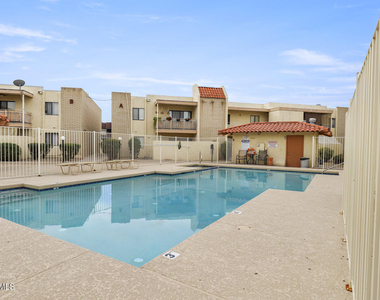 16635 N Cave Creek Road - Photo Thumbnail 15