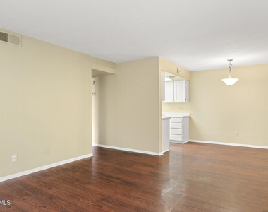 16635 N Cave Creek Road - Photo Thumbnail 2