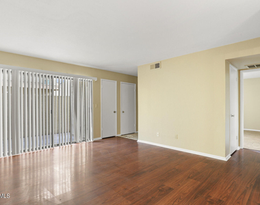 16635 N Cave Creek Road - Photo Thumbnail 1