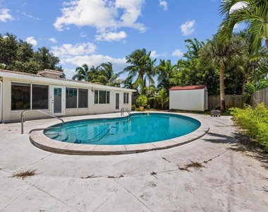 2440 Sw 16th Street - Photo Thumbnail 33