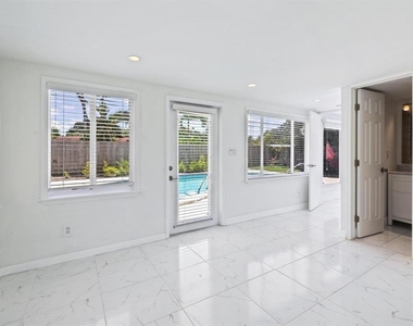 2440 Sw 16th Street - Photo Thumbnail 28