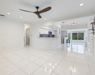 2440 Sw 16th Street - Photo Thumbnail 14