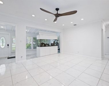 2440 Sw 16th Street - Photo Thumbnail 12