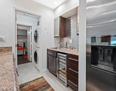 2200 Ne 36th Street - Photo Thumbnail 13