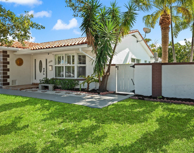 2200 Ne 36th Street - Photo Thumbnail 25