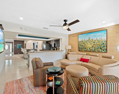 2200 Ne 36th Street - Photo Thumbnail 9