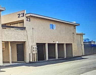 2684 N 43rd Avenue - Photo Thumbnail 1