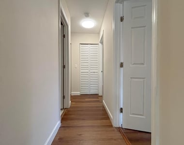 4165 Nw 114th Terrace - Photo Thumbnail 5