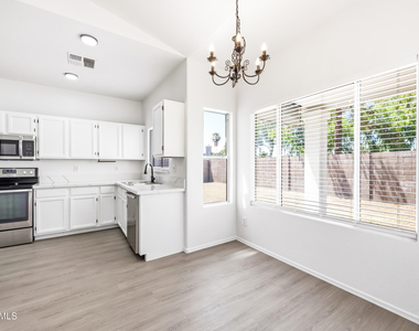 1540 E San Remo Avenue - Photo Thumbnail 8
