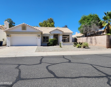 1540 E San Remo Avenue - Photo Thumbnail 4