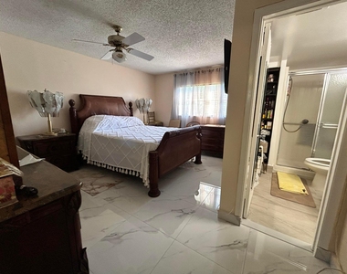 300 Ne 26th Avenue - Photo Thumbnail 8