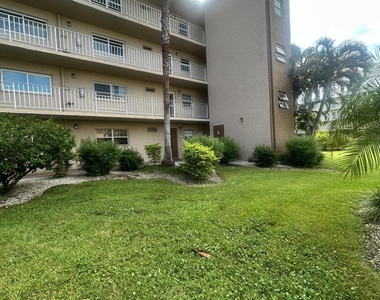 300 Ne 26th Avenue - Photo Thumbnail 1