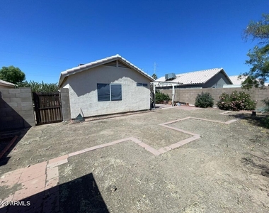 4941 E Colby Street - Photo Thumbnail 24