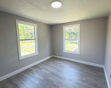 4250 29th Avenue - Photo Thumbnail 5