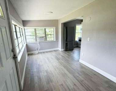 4250 29th Avenue - Photo Thumbnail 7