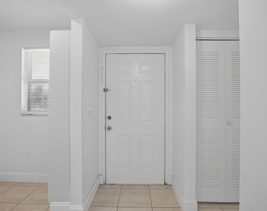 9919 Nob Hill Court - Photo Thumbnail 2