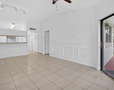 9919 Nob Hill Court - Photo Thumbnail 14