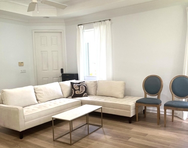 7015 Willow Pine Way - Photo Thumbnail 3