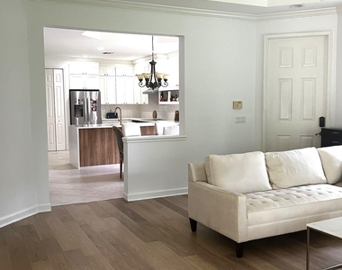 7015 Willow Pine Way - Photo Thumbnail 4