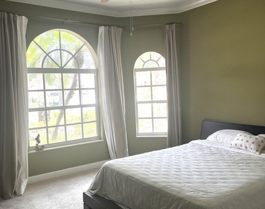 7015 Willow Pine Way - Photo Thumbnail 16