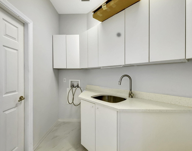 2704 Se Eagle Drive - Photo Thumbnail 35